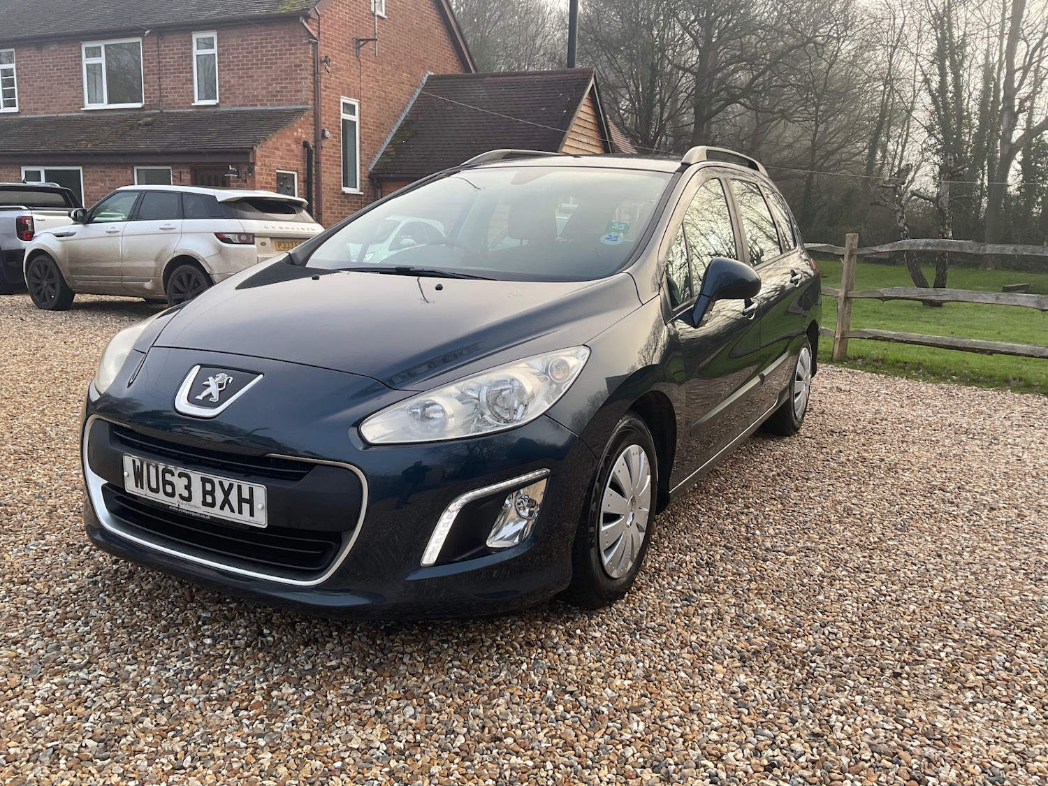 Used Peugeot 308 2013 for sale - 77078075: Photo 3