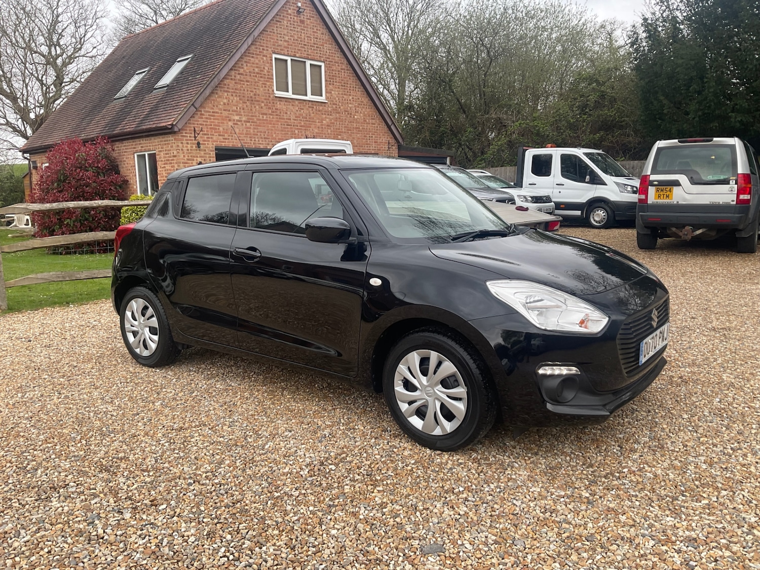 Used Suzuki Swift 2020 for sale - 78122813: Photo 2