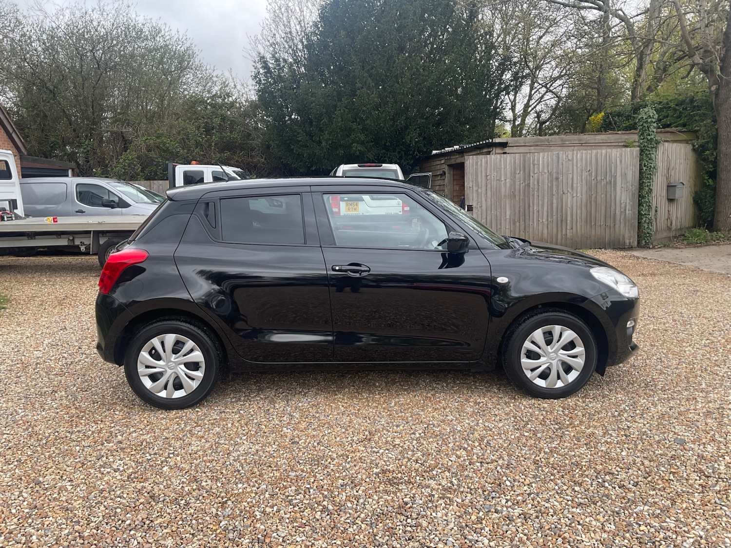 Used Suzuki Swift 2020 for sale - 78122813: Photo 3