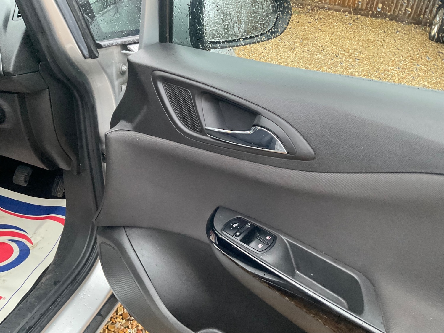 Used Vauxhall Corsa 2015 for sale - 77381047: Photo 18