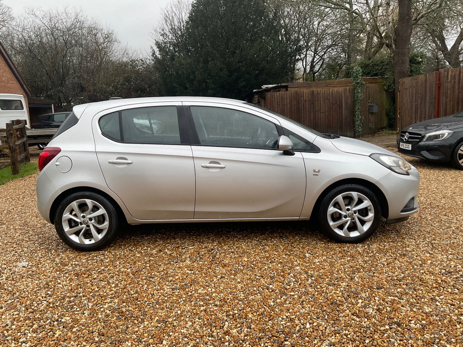 Used Vauxhall Corsa 2015 for sale - 77381047: Photo 4