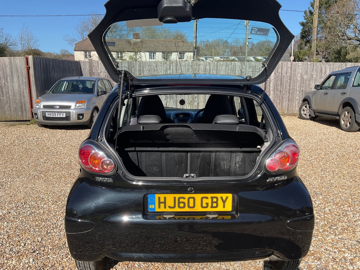 Used Toyota AYGO 2010 for sale - 77932893: Photo 10