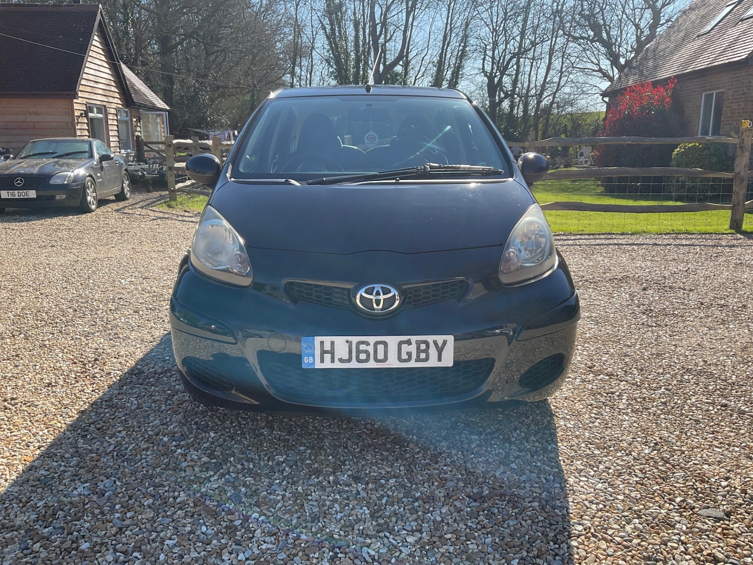 Used Toyota AYGO 2010 for sale - 77932893: Photo 2