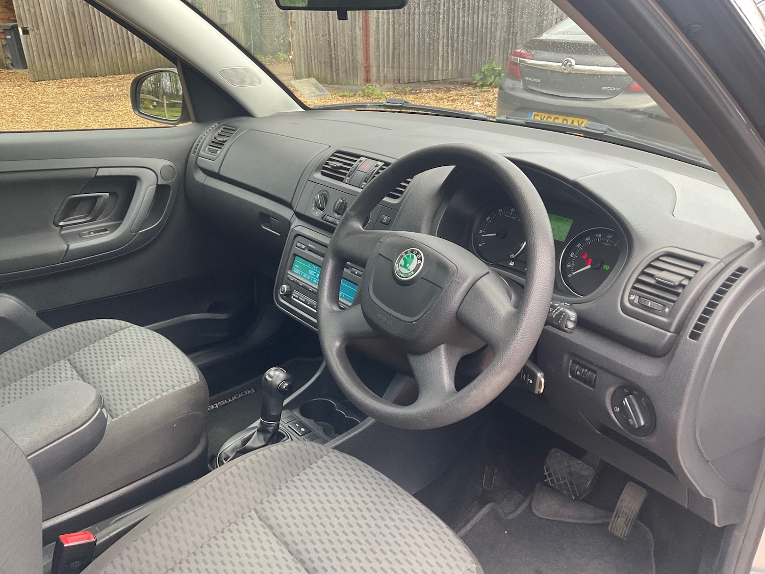 Used Skoda Roomster 2010 for sale - 76681788: Photo 12