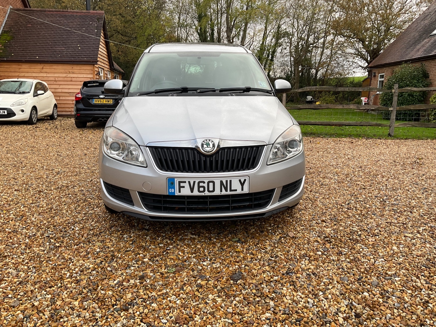 Used Skoda Roomster 2010 for sale - 76681788: Photo 2