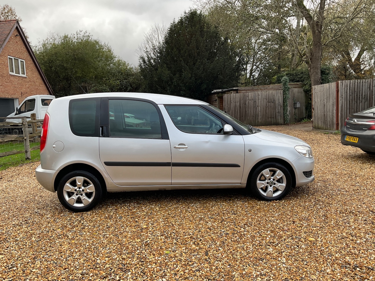 Used Skoda Roomster 2010 for sale - 76681788: Photo 8