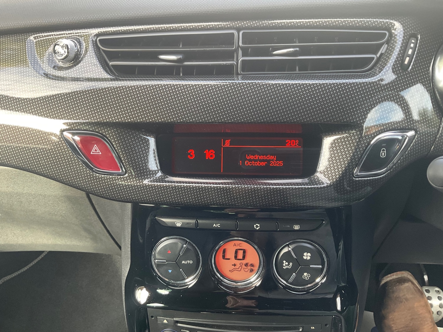 Used Citroen DS3 2013 for sale - 76134581: Photo 18
