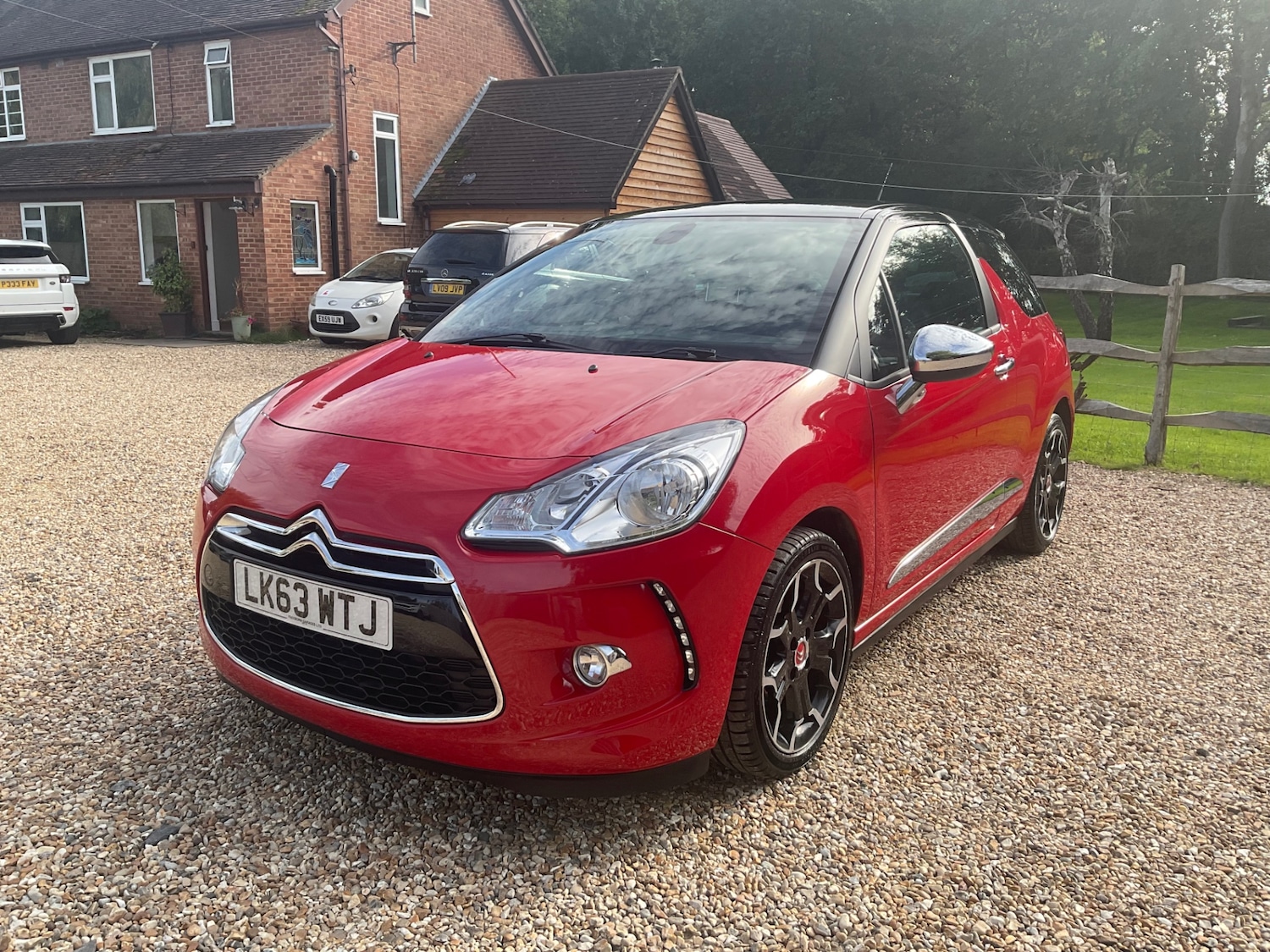Used Citroen DS3 2013 for sale - 76134581: Photo 3