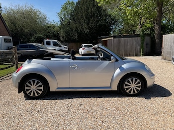 Used Volkswagen Beetle 2009 for sale - 78368738: Photo