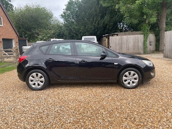 Used Vauxhall Astra 2010 for sale - 78846174: Photo