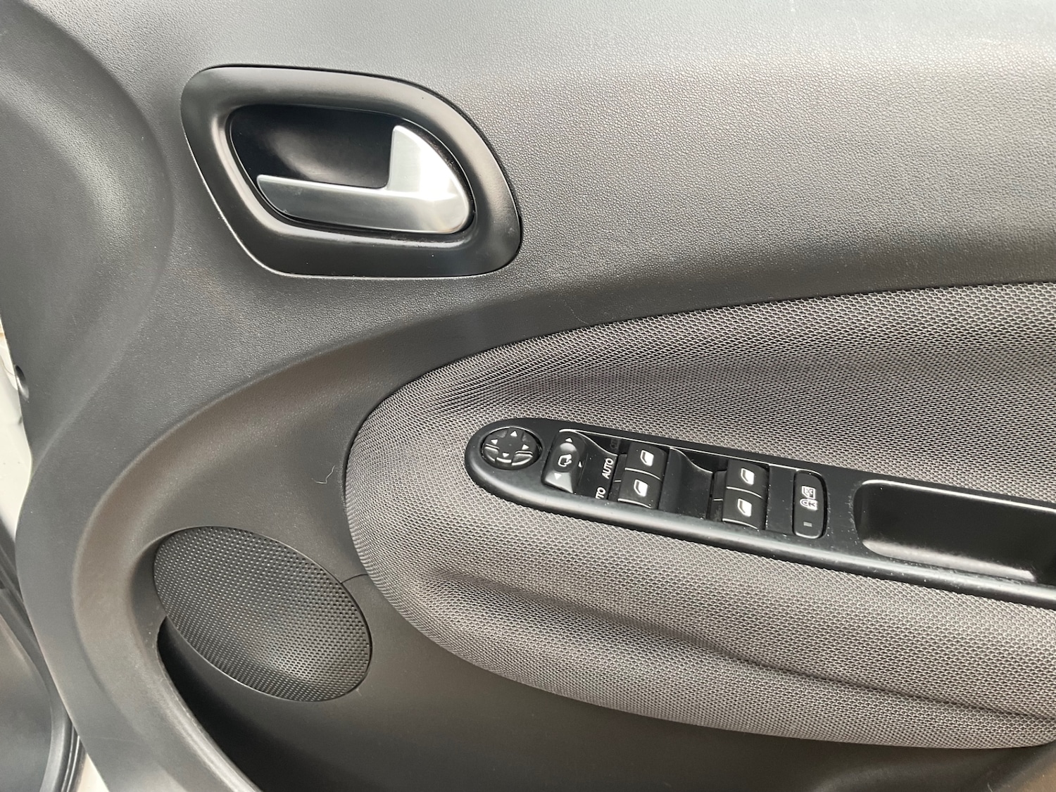 Used Citroen C3 Picasso 2016 for sale - 77543680: Photo 17