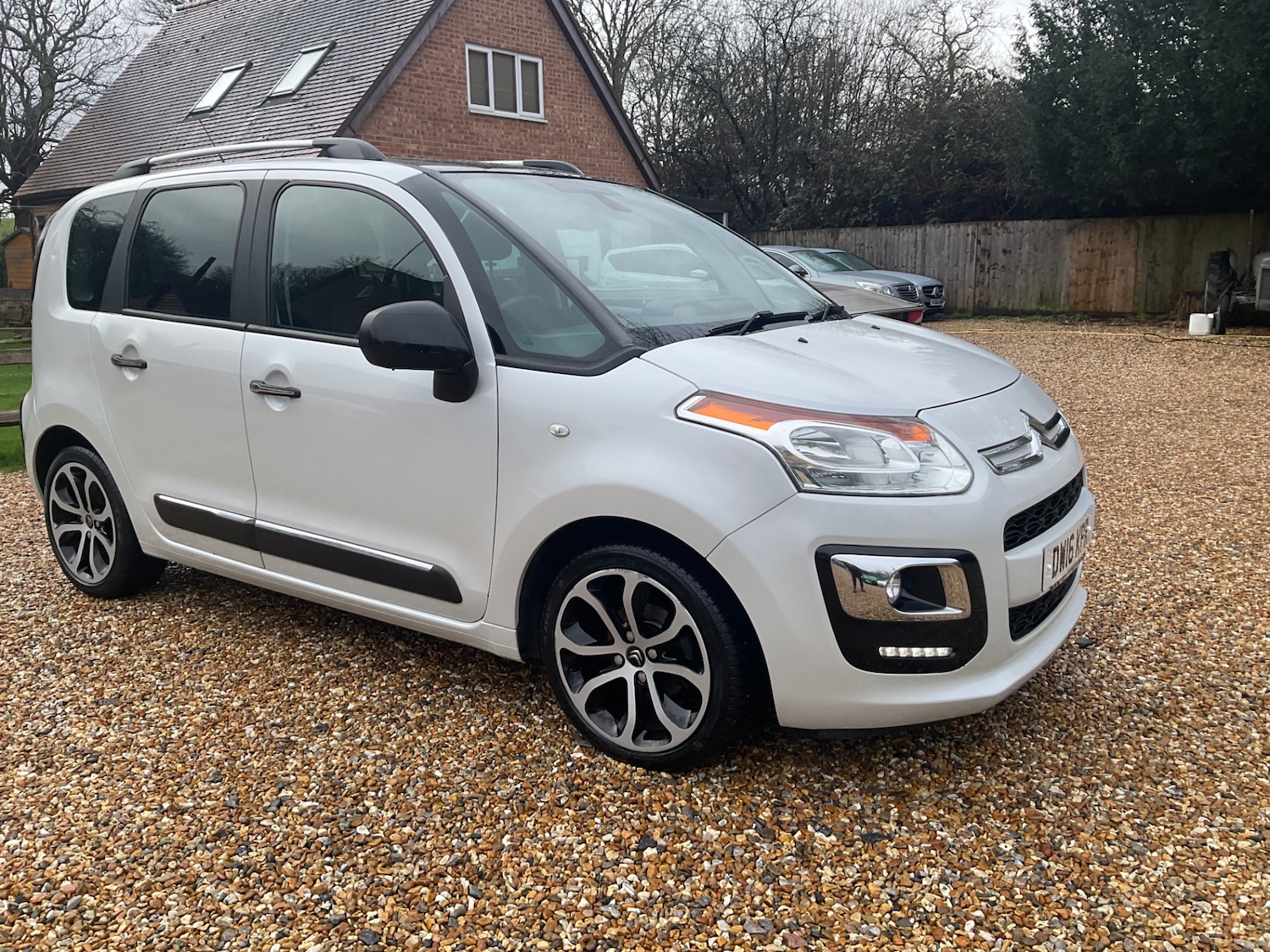 Used Citroen C3 Picasso 2016 for sale - 77543680: Photo 22