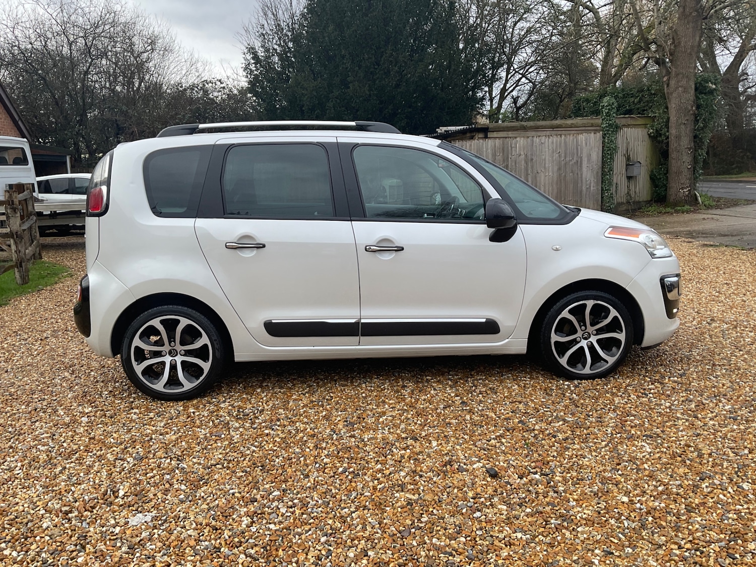 Used Citroen C3 Picasso 2016 for sale - 77543680: Photo 7