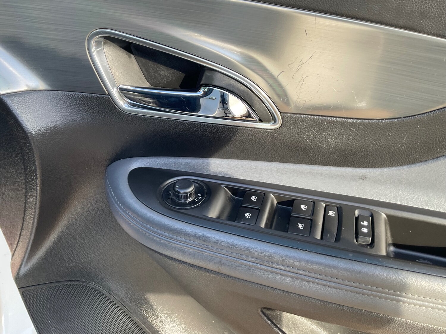 Used Vauxhall Mokka 2015 for sale - 77516545: Photo 17