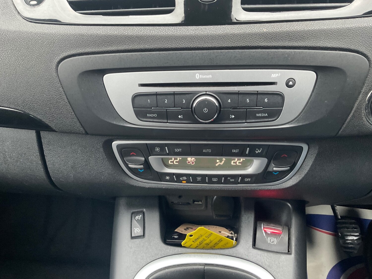 Used Renault Grand Scenic 2014 for sale - 77592548: Photo 20