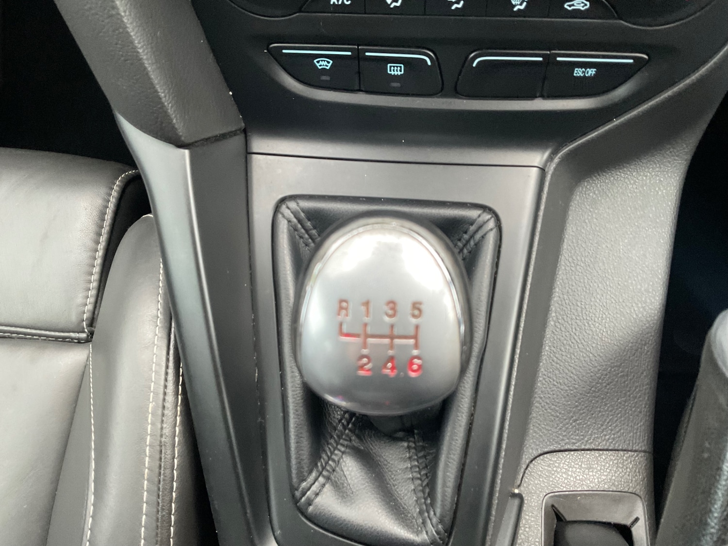 Used Ford Focus 2012 for sale - 76426482: Photo 18