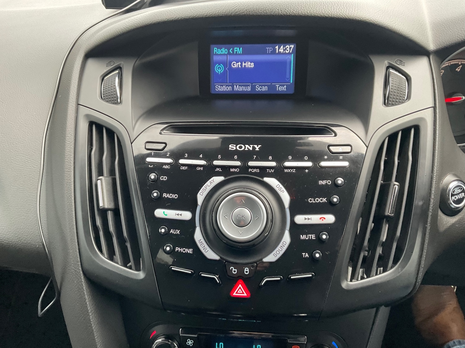 Used Ford Focus 2012 for sale - 76426482: Photo 20