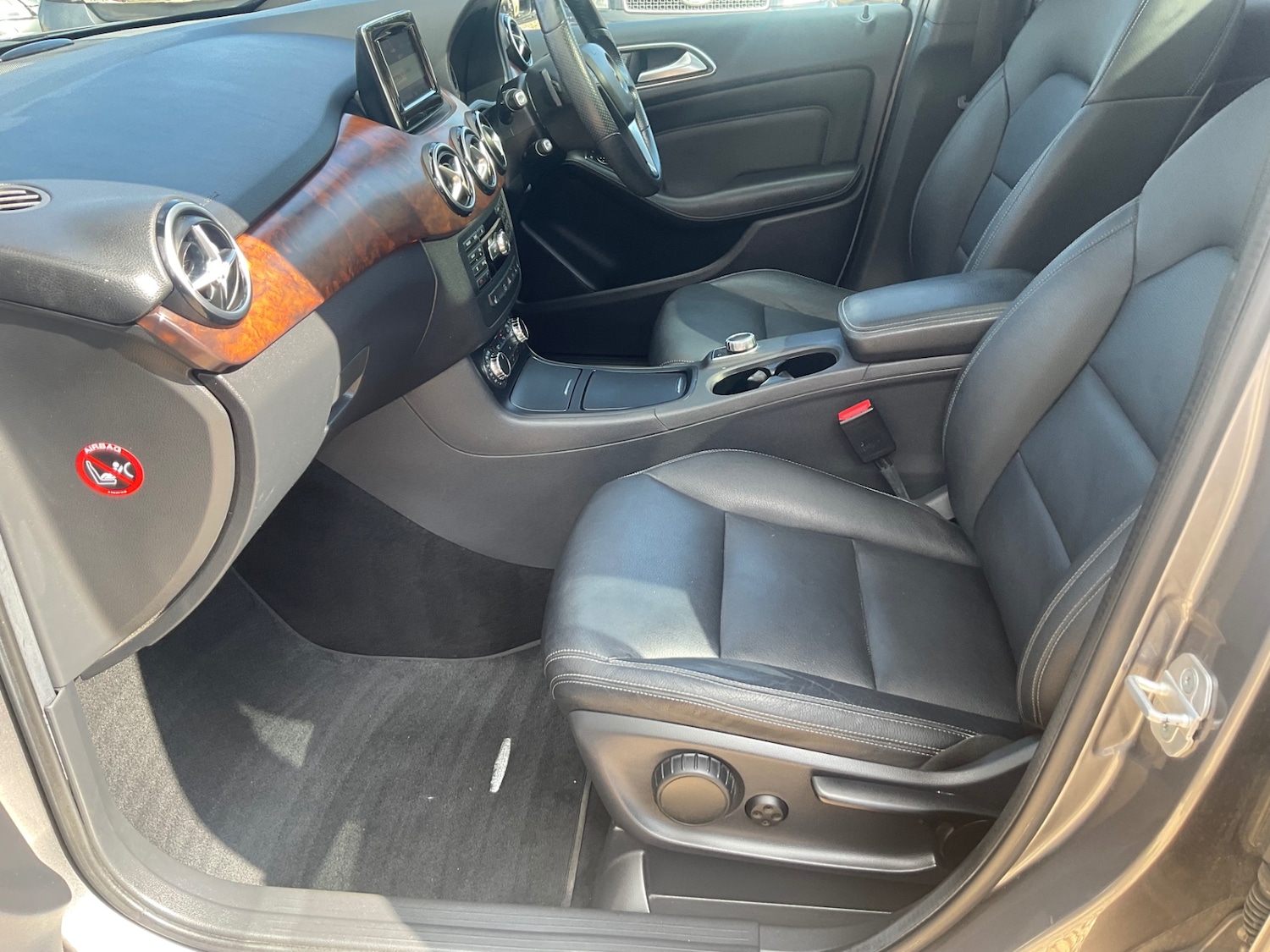 Used Mercedes-Benz B Class 2014 for sale - 78108043: Photo 13