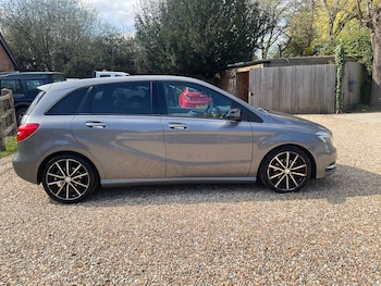 Used Mercedes-Benz B Class 2014 for sale - 78108043: Photo