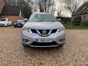 Used Nissan X-Trail 2016 for sale - 77223314: Photo