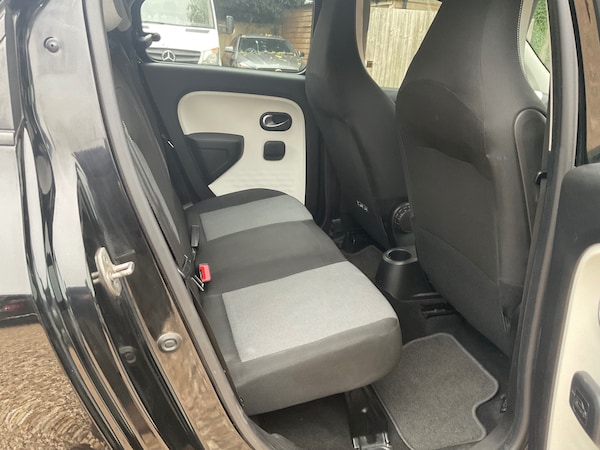 Used Renault Twingo 2015 for sale - 76230943: Photo 11