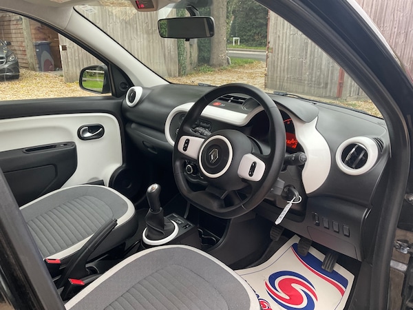 Used Renault Twingo 2015 for sale - 76230943: Photo 13