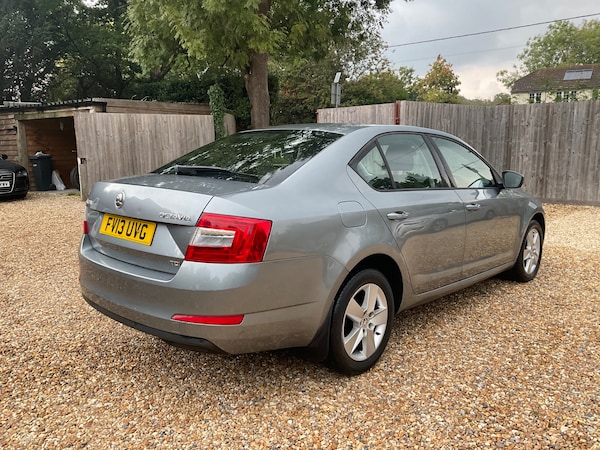 Used Skoda Octavia 2013 for sale - 76088570: Photo 5