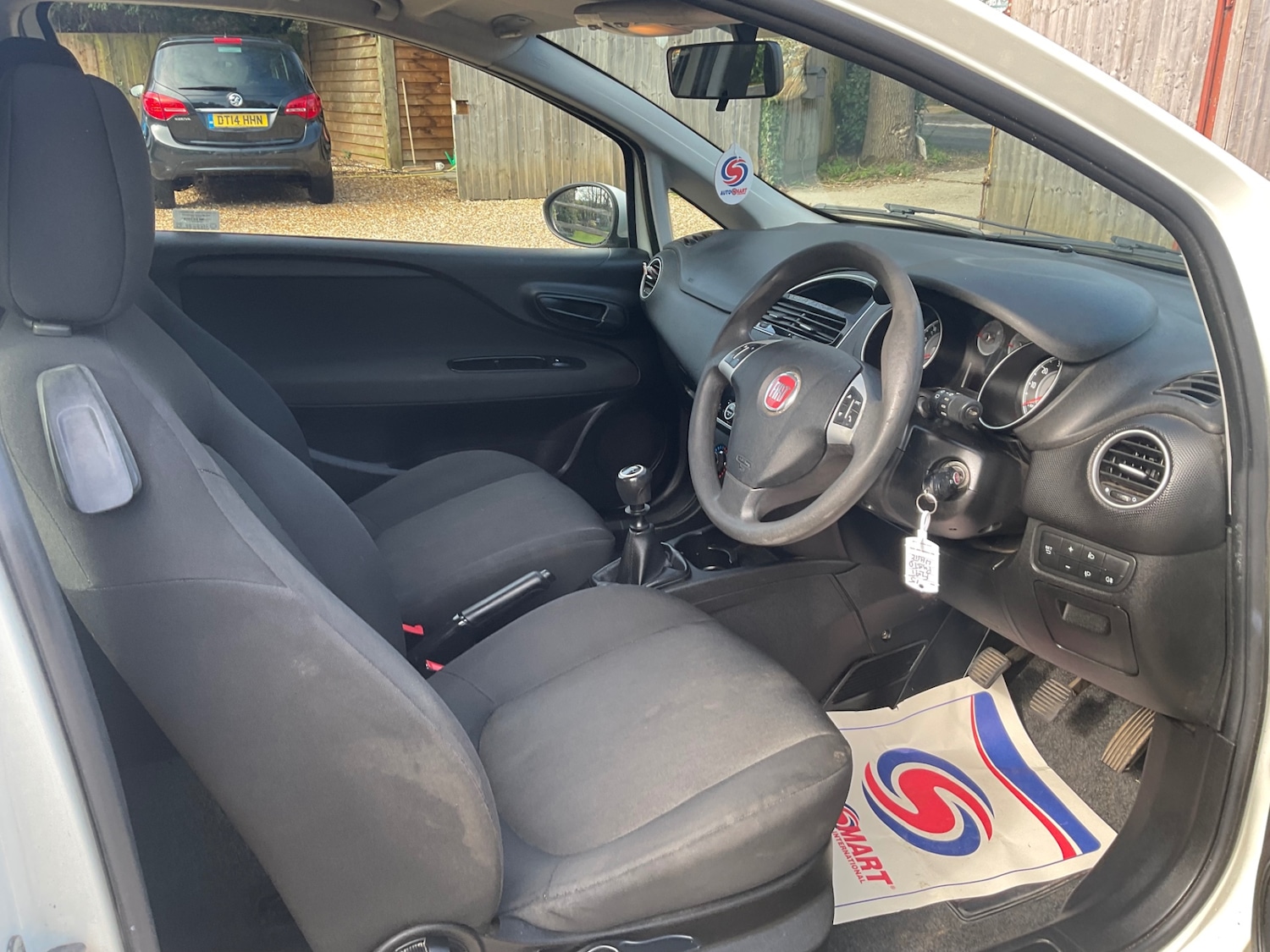 Used Fiat Punto 2015 for sale - 77730221: Photo 13