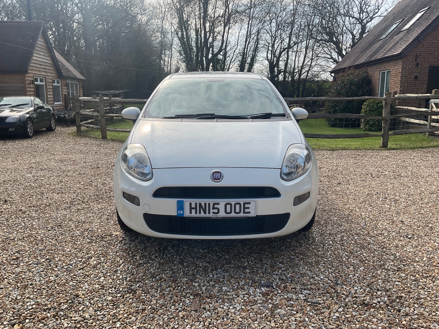 Used Fiat Punto 2015 for sale - 77730221: Photo 2