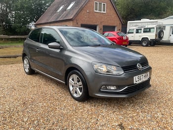 Used Volkswagen Polo 2017 for sale - 79673620: Photo
