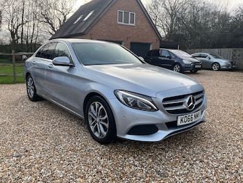 Used Mercedes-Benz C Class 2017 for sale - 77535761: Photo