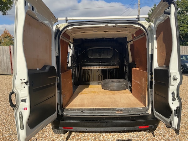 Used Fiat Doblo 2019 for sale - 76183138: Photo 12