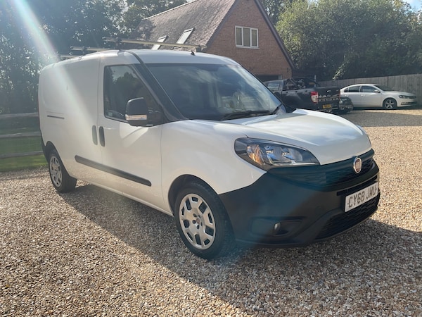 Used Fiat Doblo 2019 for sale - 76183138: Photo 2