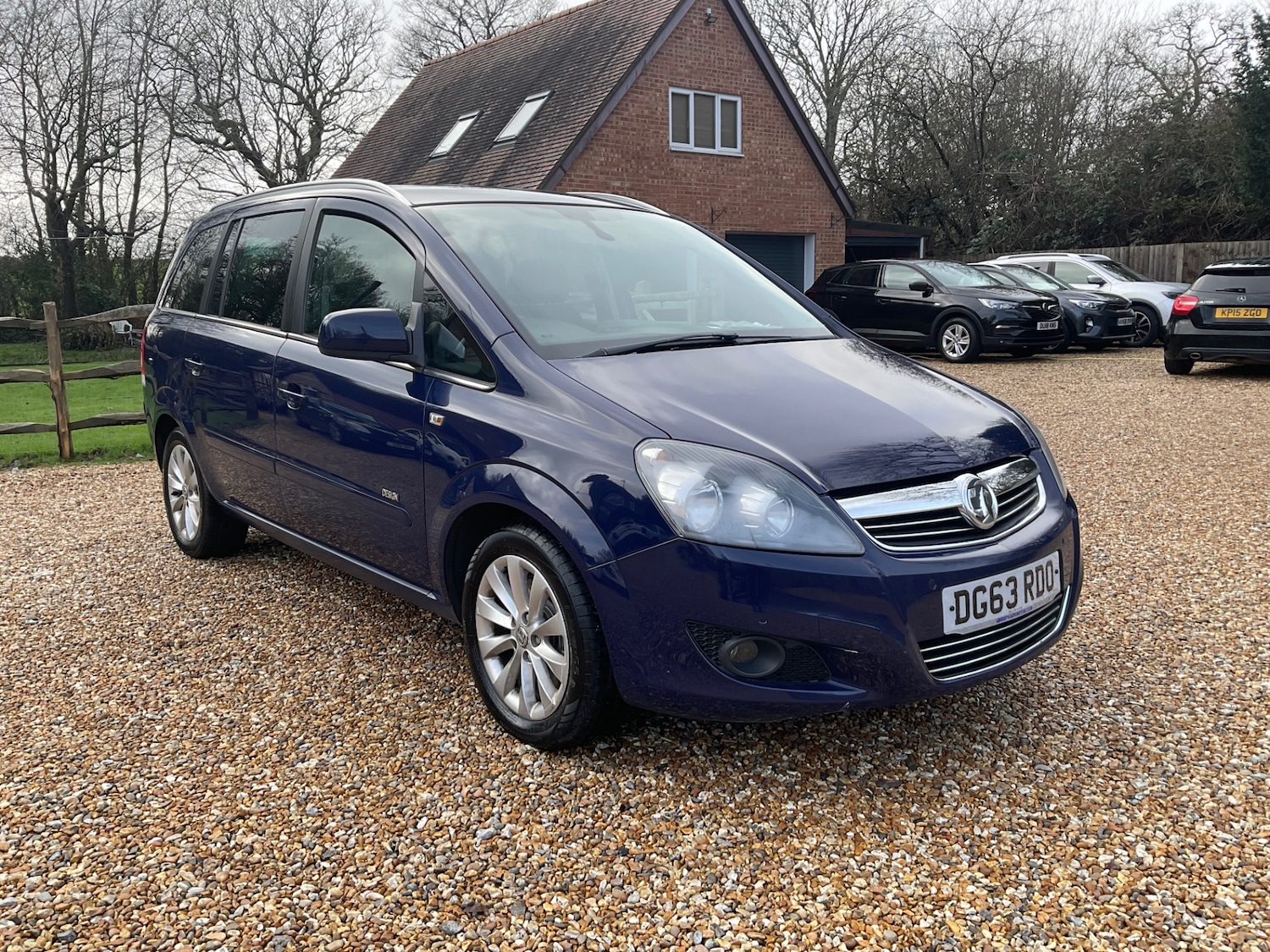 Used Vauxhall Zafira 2013 for sale - 77378879: Photo 2
