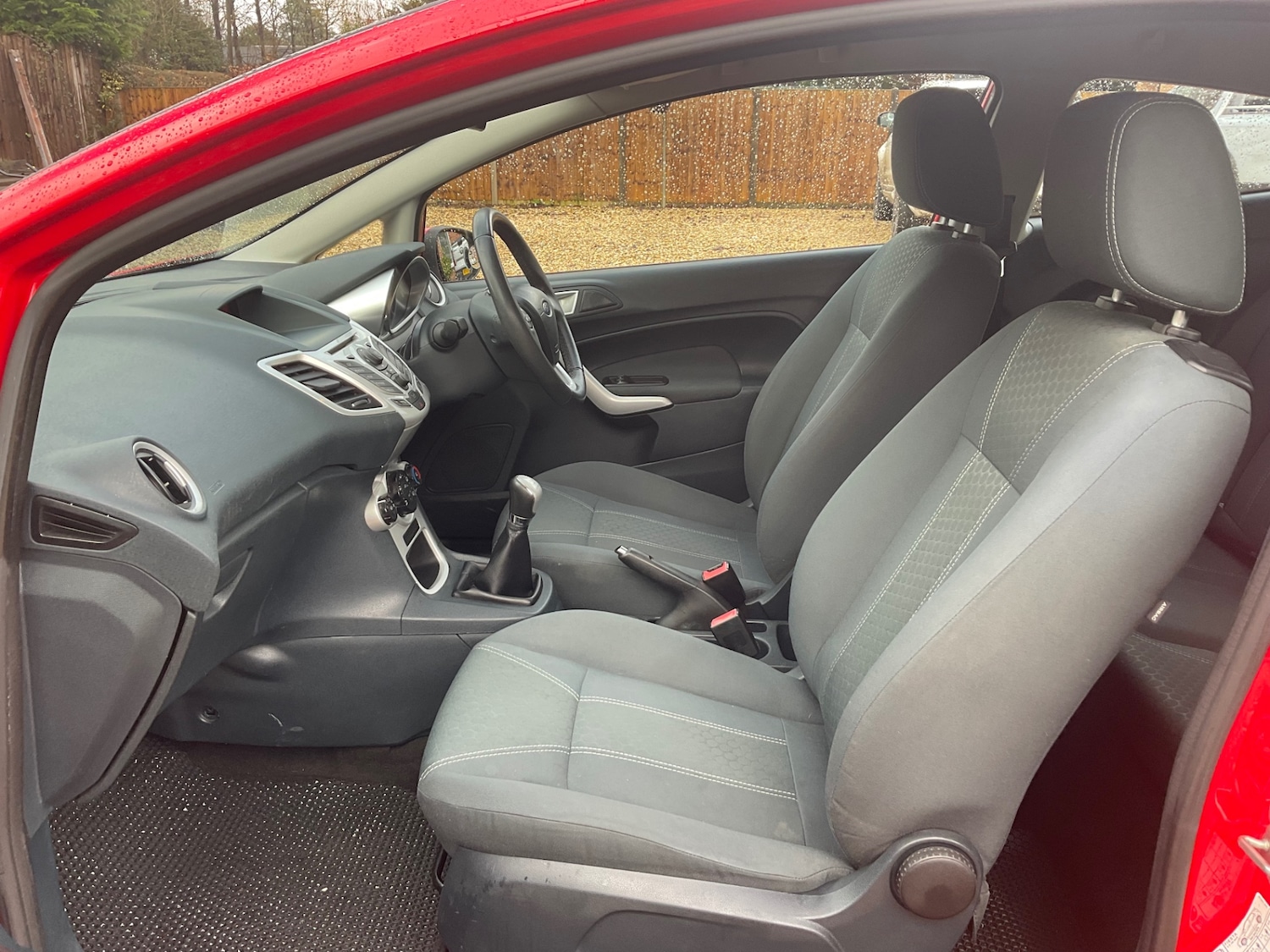 Used Ford Fiesta 2012 for sale - 77221063: Photo 13