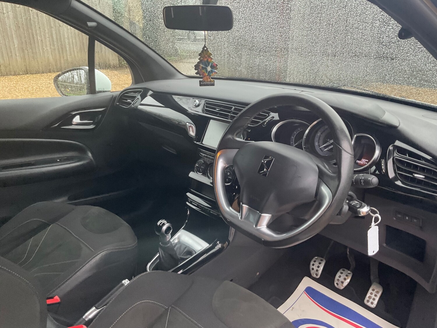 Used DS Automobiles DS 3 2017 for sale - 77519329: Photo 15