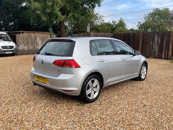Used Volkswagen Golf 2016 for sale - 75723289: Photo