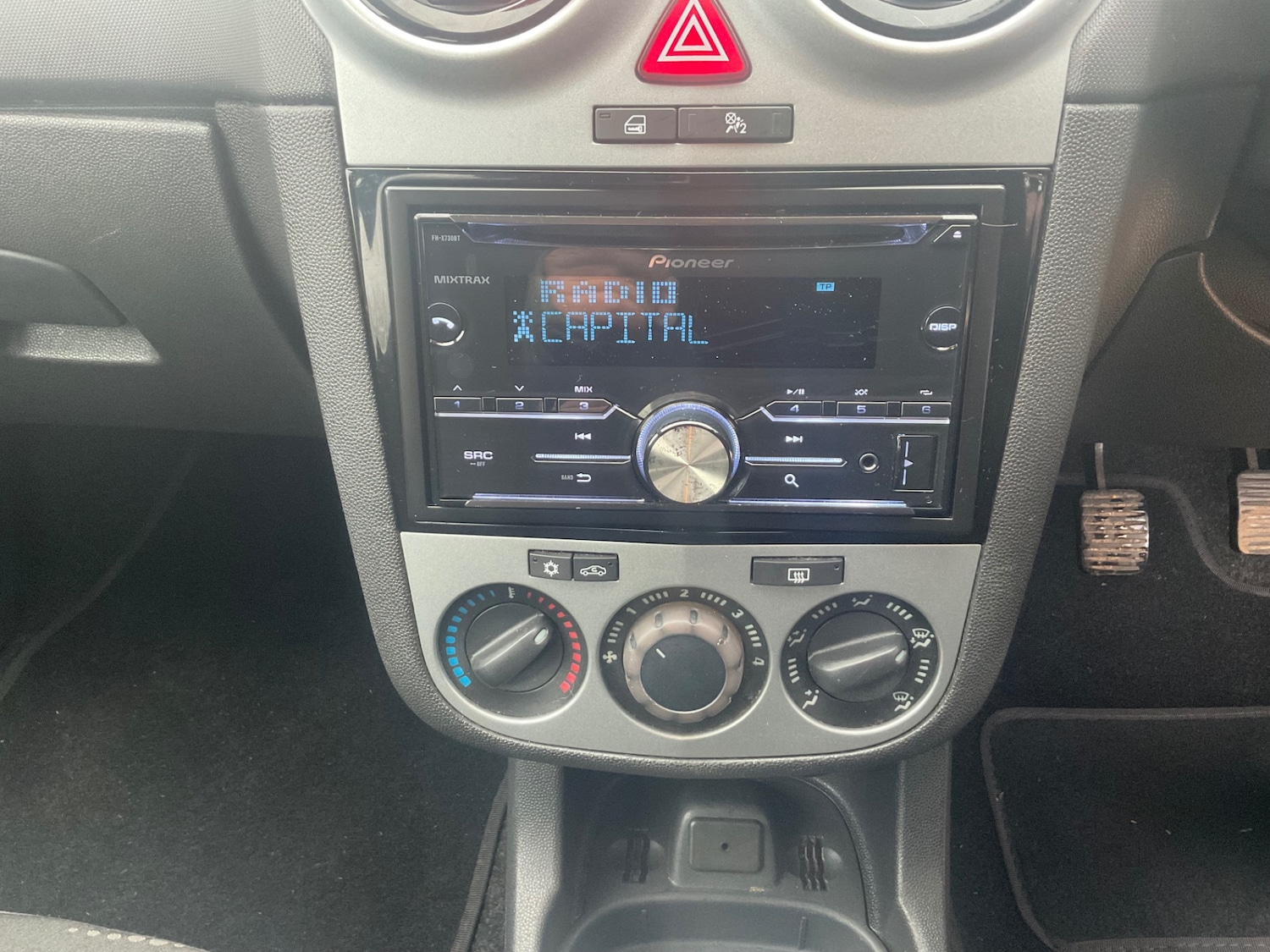 Used Vauxhall Corsa 2013 for sale - 77474954: Photo 16