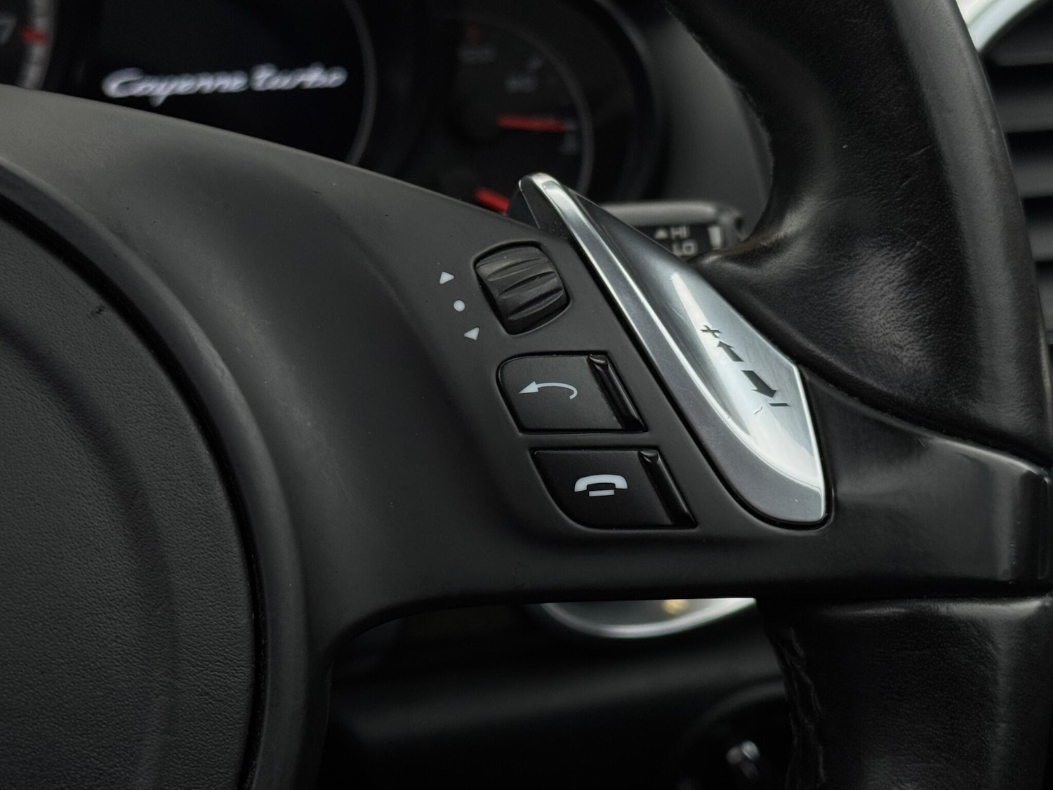 Used Porsche Cayenne 2010 for sale - 76714353: Photo 26