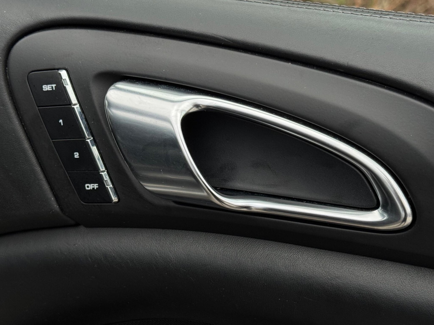 Used Porsche Cayenne 2010 for sale - 76714353: Photo 50