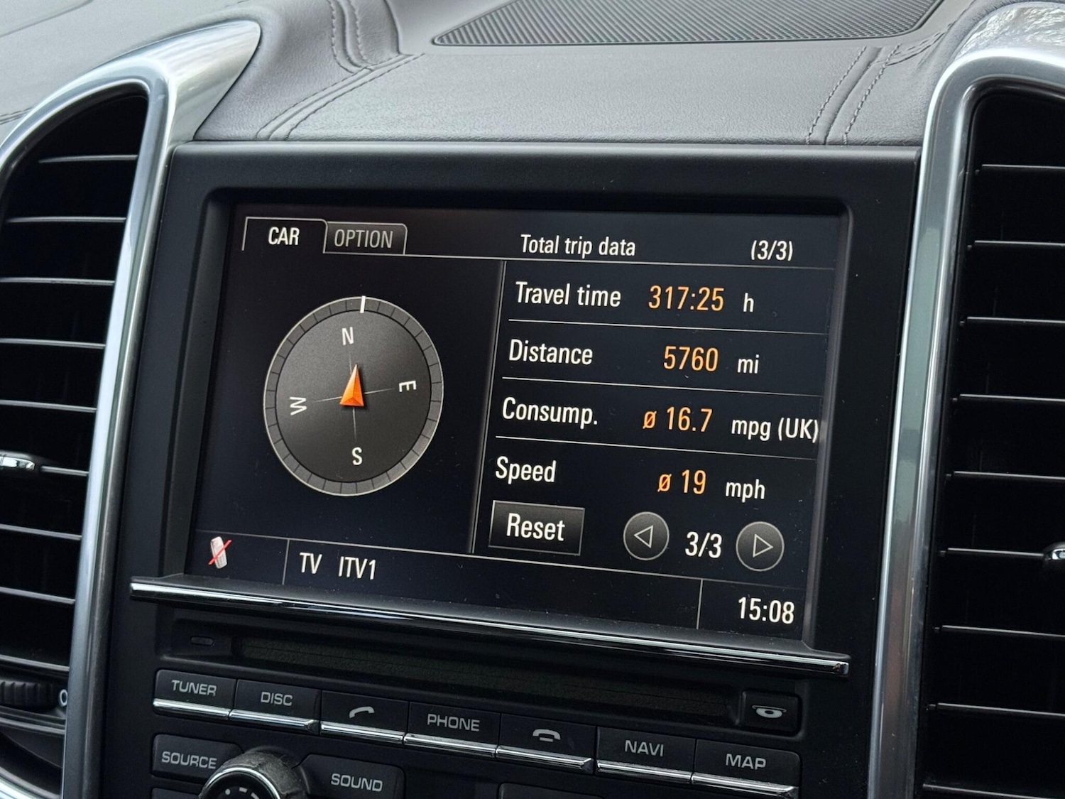 Used Porsche Cayenne 2010 for sale - 76714353: Photo 65