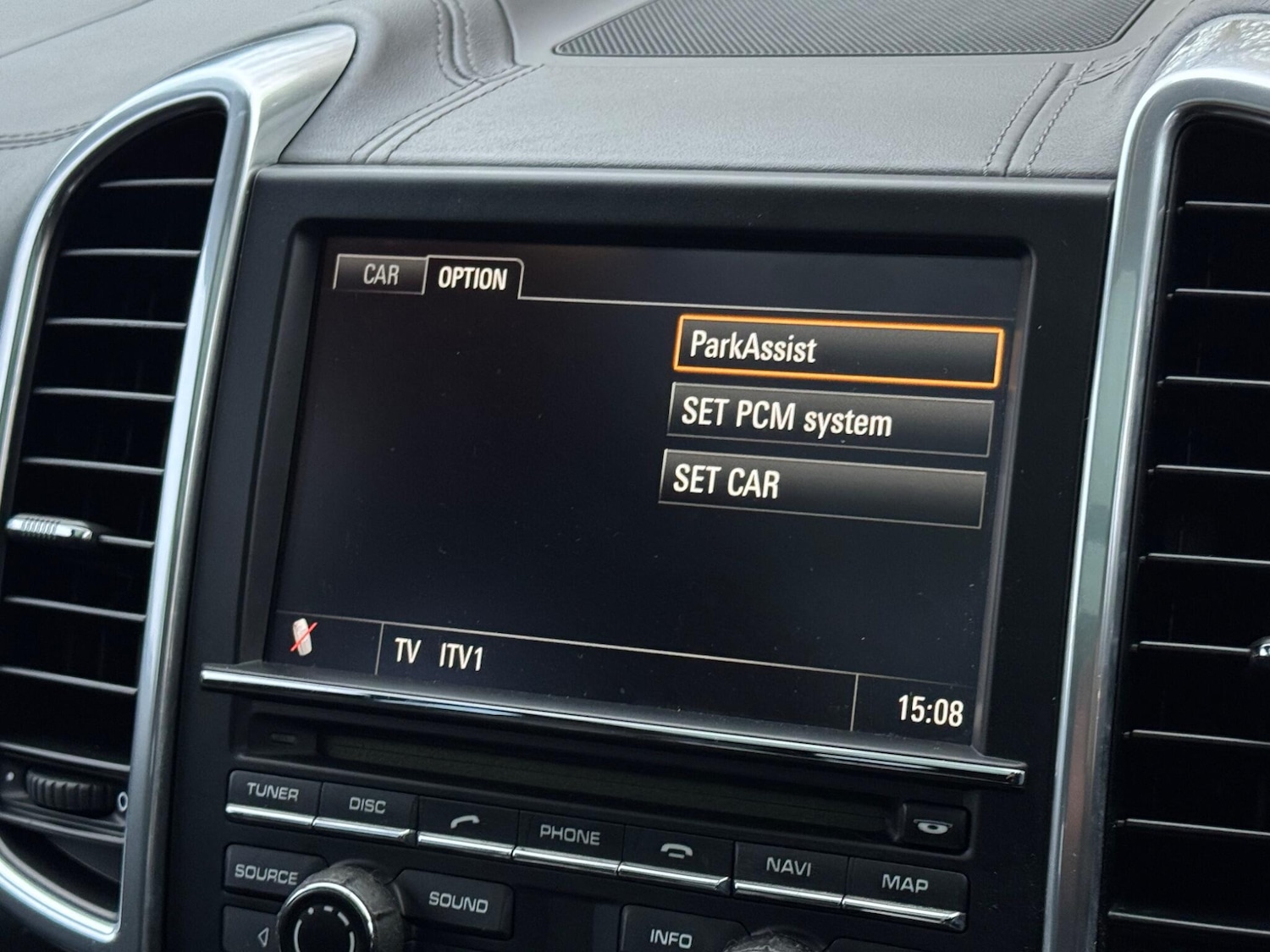 Used Porsche Cayenne 2010 for sale - 76714353: Photo 66