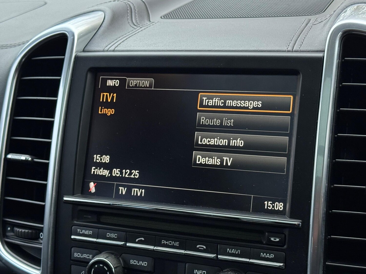 Used Porsche Cayenne 2010 for sale - 76714353: Photo 67