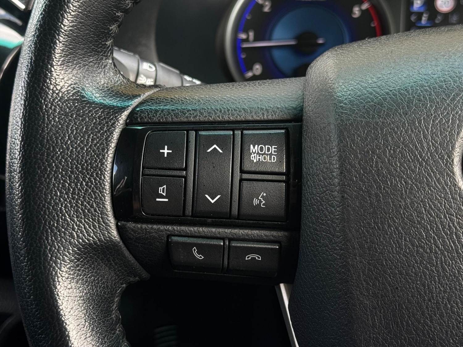 Used Toyota Hilux 2018 for sale - 76992813: Photo 31