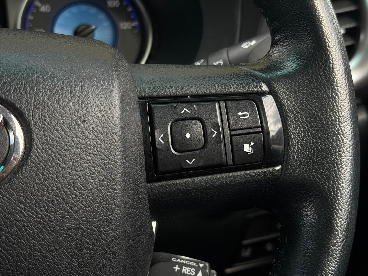 Used Toyota Hilux 2018 for sale - 76992813: Photo 33