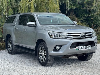 Used Toyota Hilux 2018 for sale - 76992813: Photo