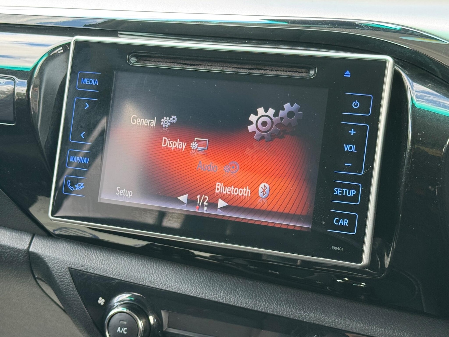 Used Toyota Hilux 2018 for sale - 76992813: Photo 45