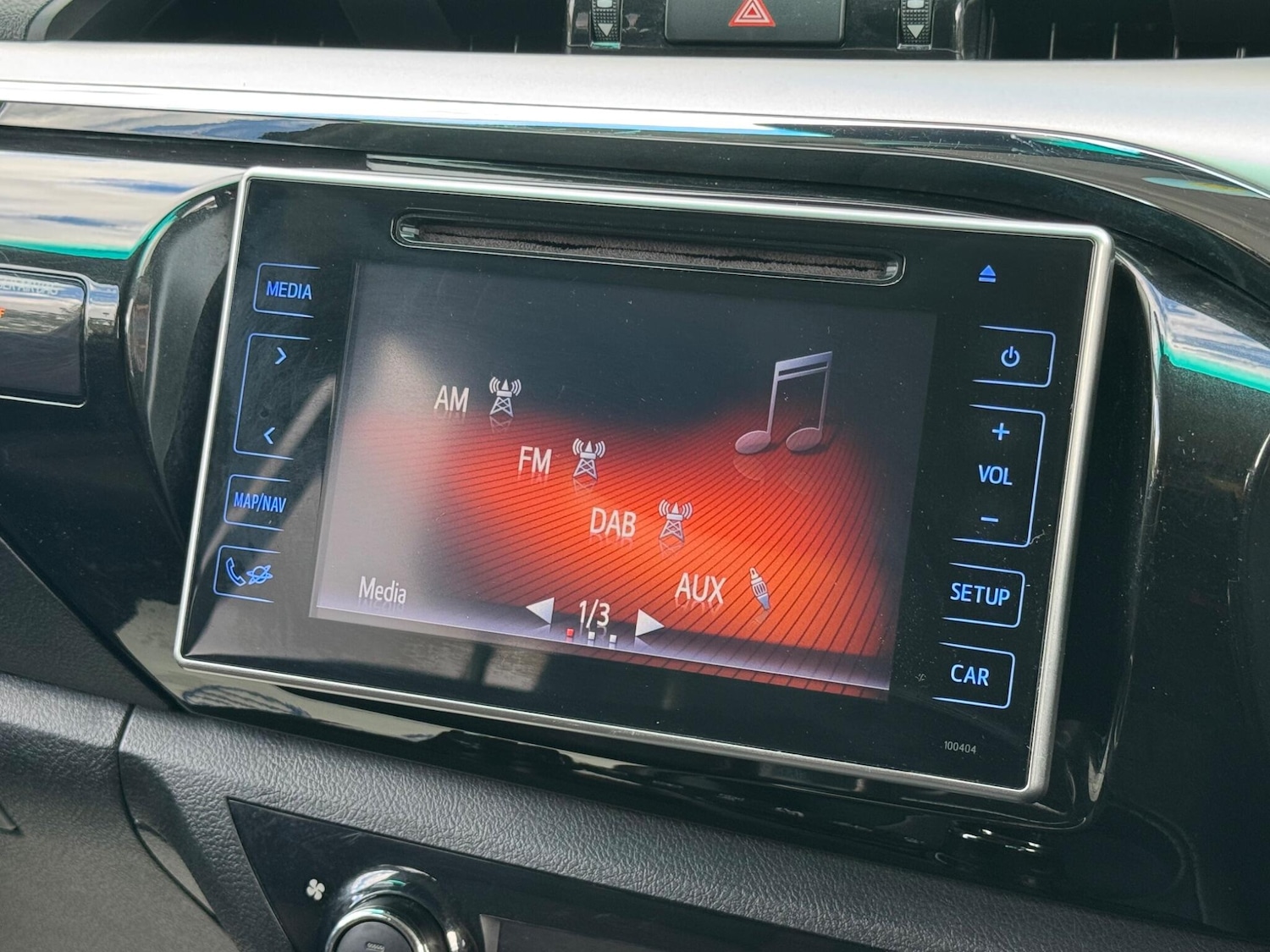 Used Toyota Hilux 2018 for sale - 76992813: Photo 49