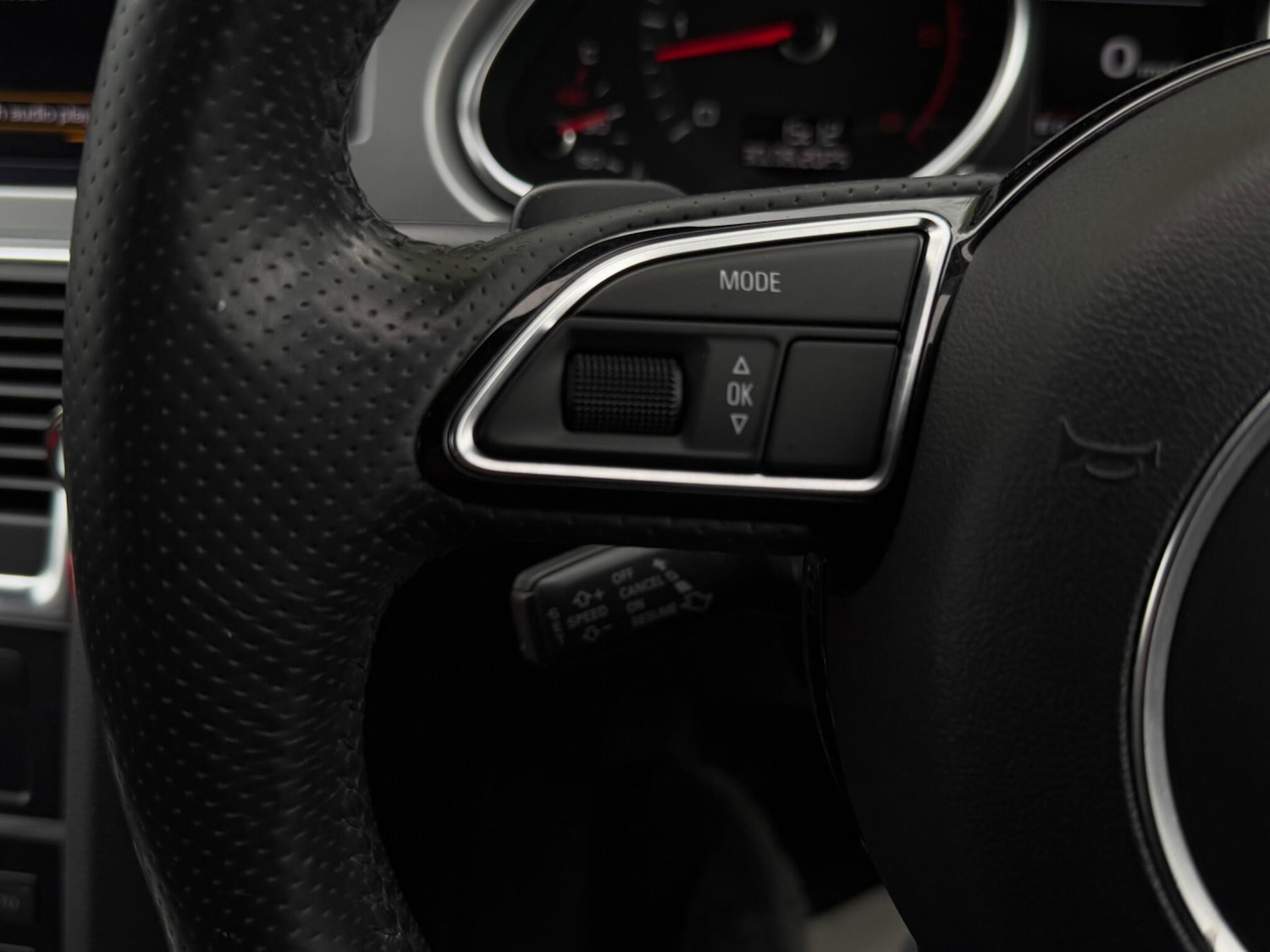 Used Audi Q7 2013 for sale - 76989195: Photo 30