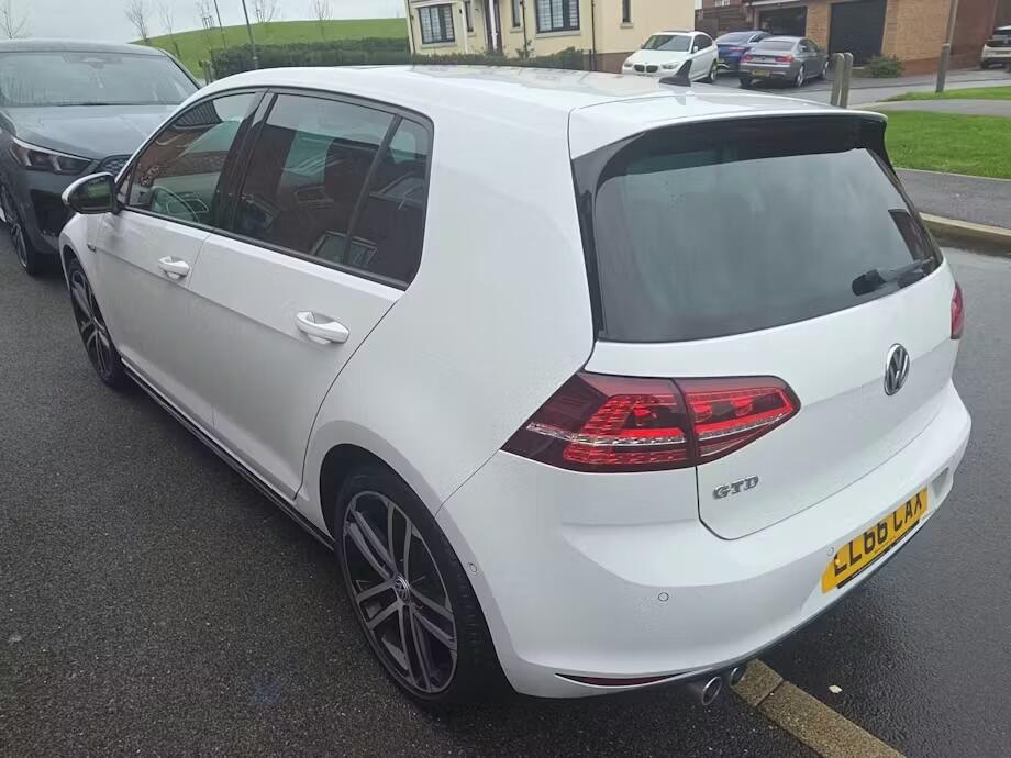 Used Volkswagen Golf 2016 for sale - 76887085: Photo 4